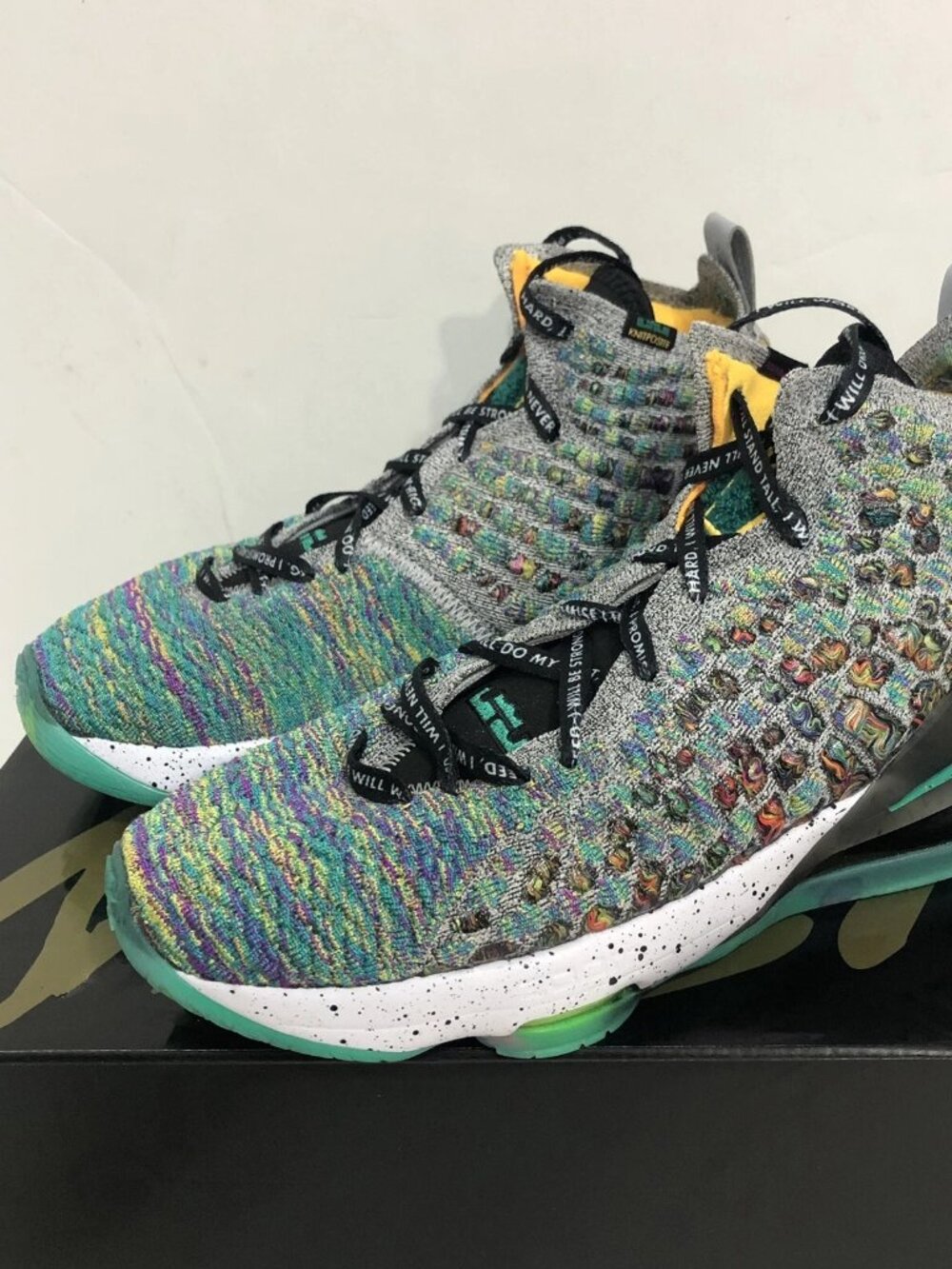 Nike LeBron 17 I Promise LJFF GS CW2761-300 Green Slate Black Kid Sz Wmn 7, 5.5Y